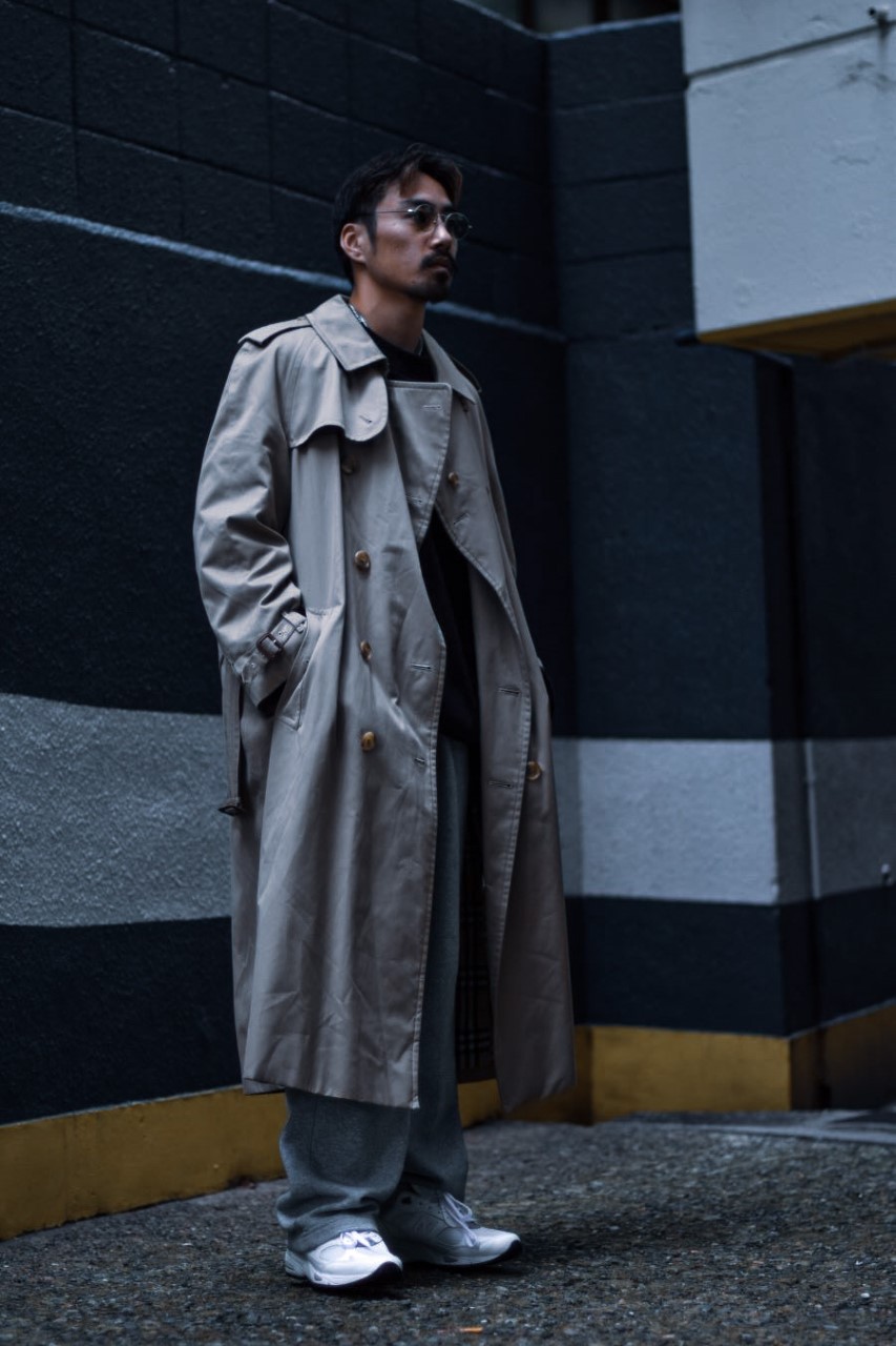 OLD BURBERRYS' TRENCH COAT – DAMAGEDONE 2ND
